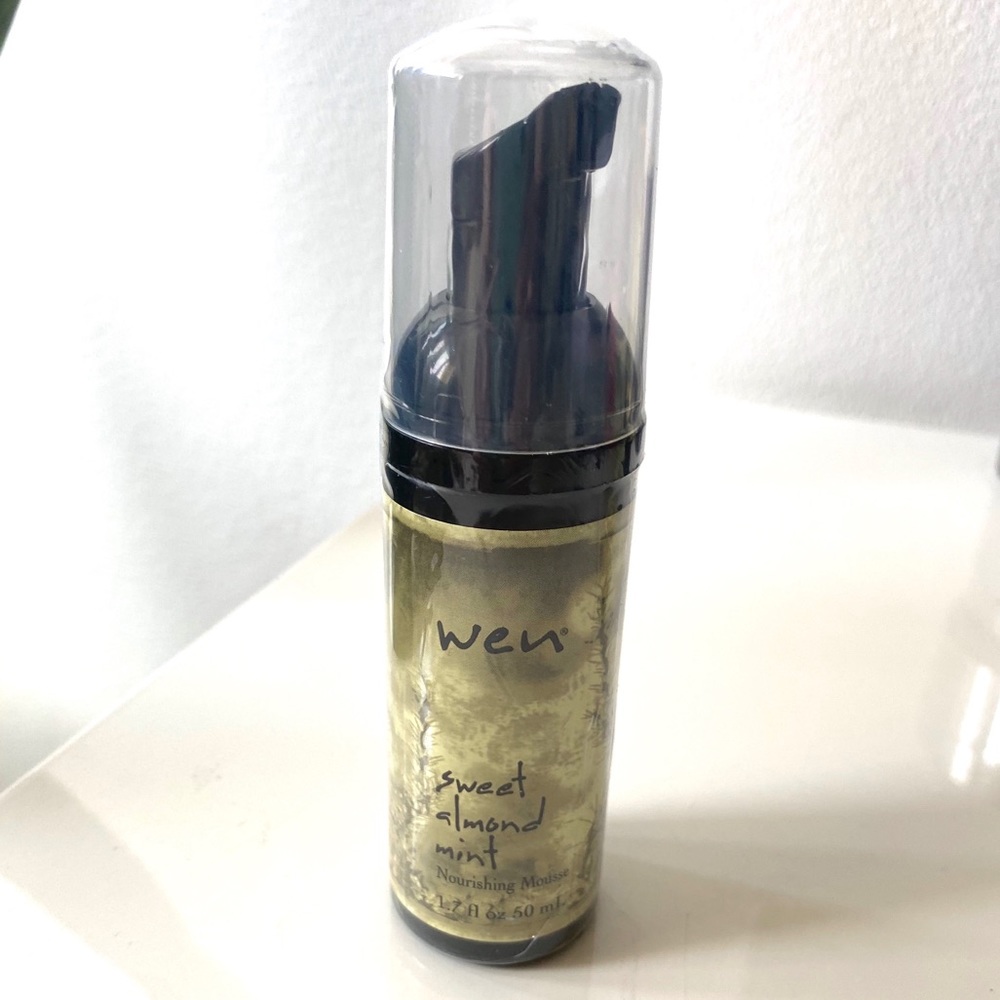 Sweet Almond Mint Nourishing Mousse